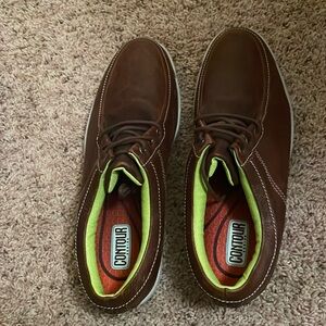 NWOT - Men’s leather golf shoes